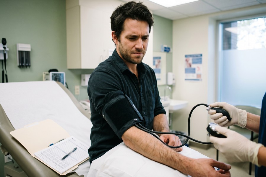 Chart comparing term lengths and monthly premium costs for a 35-year-old non-smoker